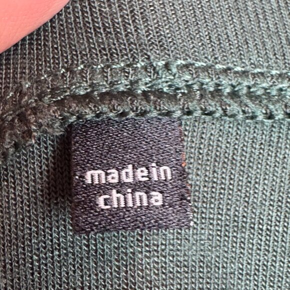 Womens Cabi S Oversized Green V-Neck Long Sleeve Tunic Top Women's Relaxed Fit - Picture 5 of 6